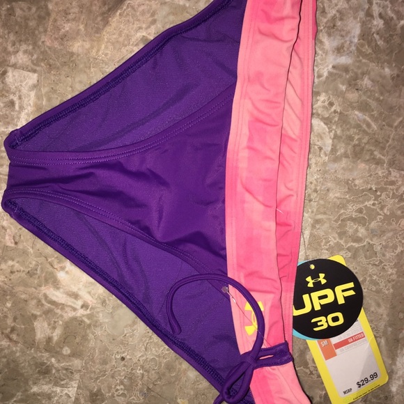 Under Armour 2- Piece Swim set - Picture 2 of 6